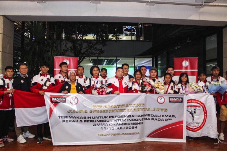 Foto Bersama Atlet - Second Asian Mixed Martial Arts Championship 2024